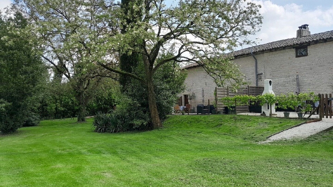 Photo of Outdoor in La Bataille
