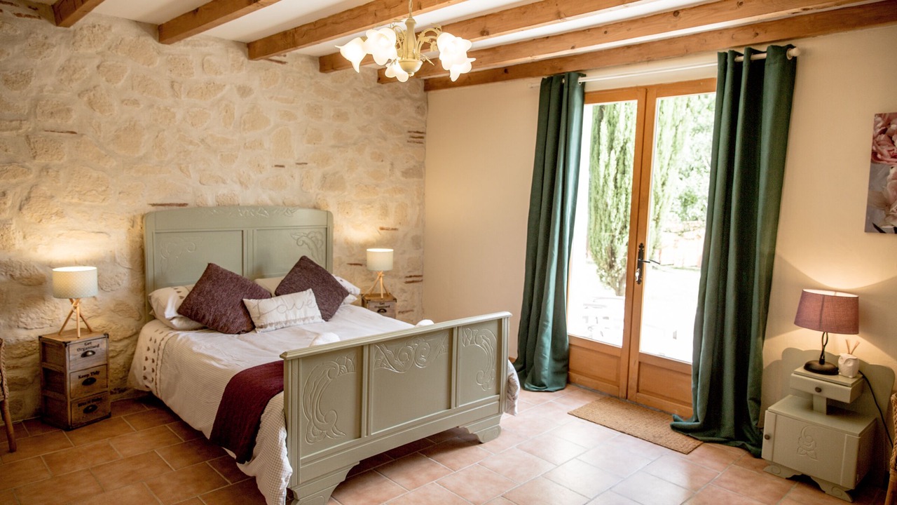 Photo of Bedroom in Coulx