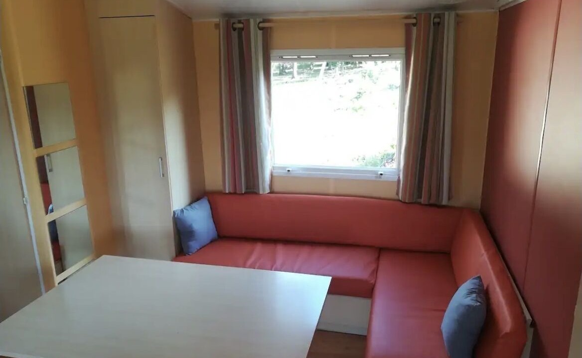 Photo of Livingroom in Monfaucon