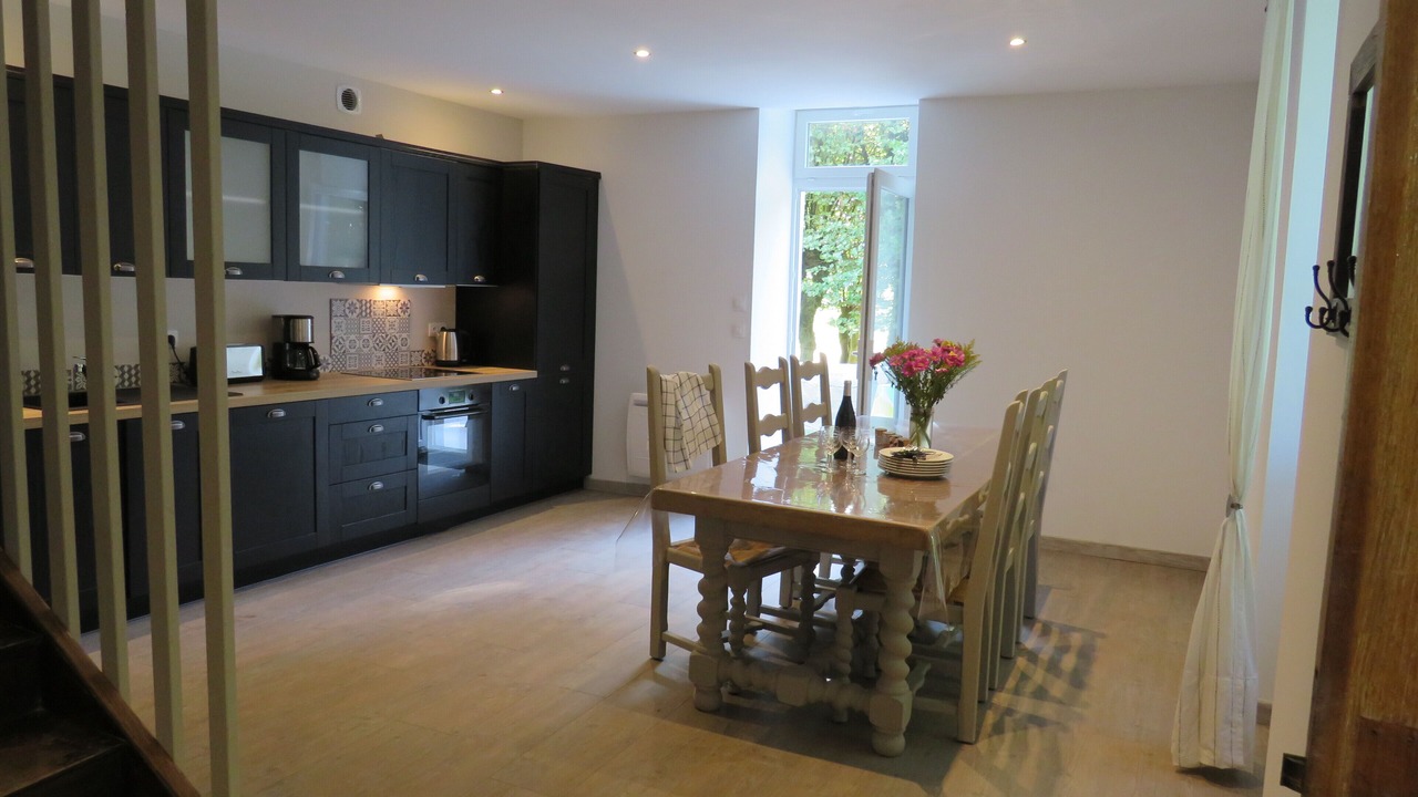 Photo of Kitchen in Bruges-Capbis-Mifaget
