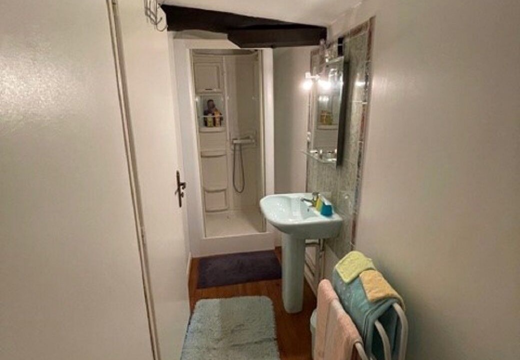 Photo of Bathroom in Loupes