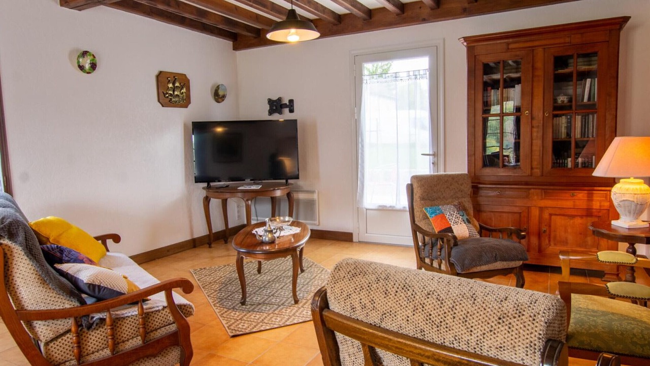 Photo of Livingroom in Saint-Front-la-Riviere