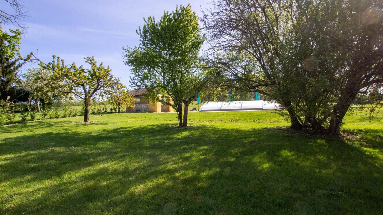 Photo of Outdoor in Naussannes