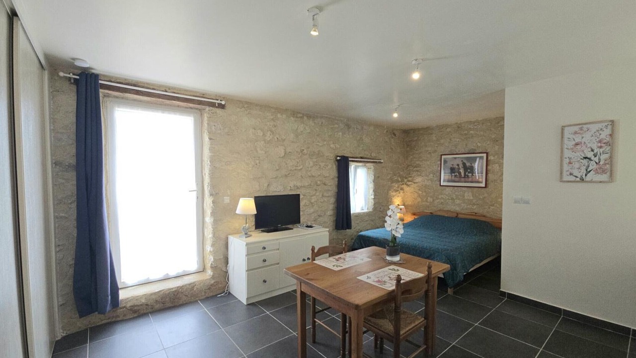 Photo of Bedroom in Naussannes