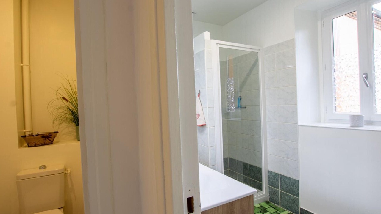 Photo of Bathroom in Calviac-en-Perigord