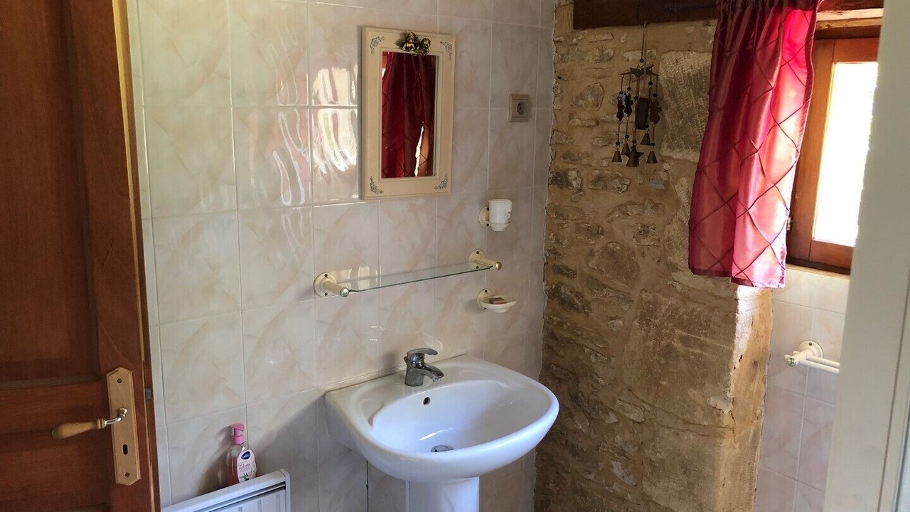 Photo of Bathroom in Proissans