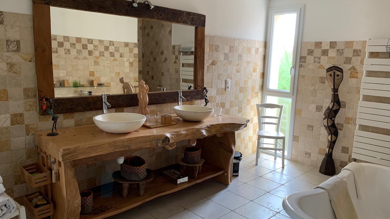 Photo of Bathroom in Saint-Avit-Saint-Nazaire
