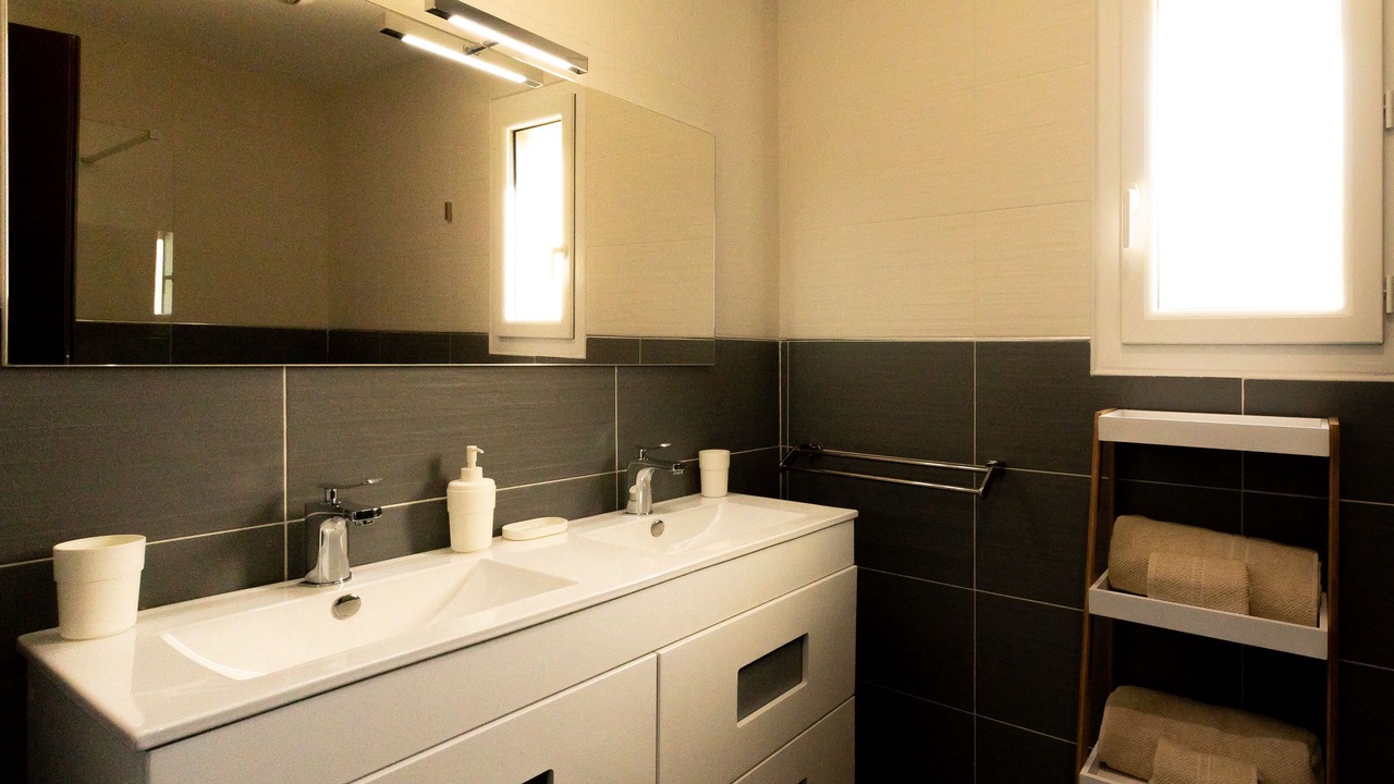 Photo of Bathroom in Sarlat-la-Caneda