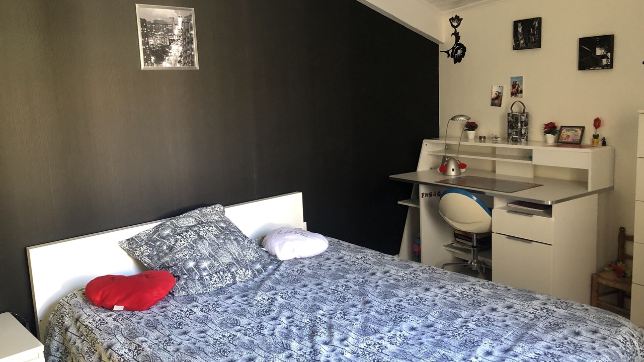 Photo of Bedroom in Casteljaloux