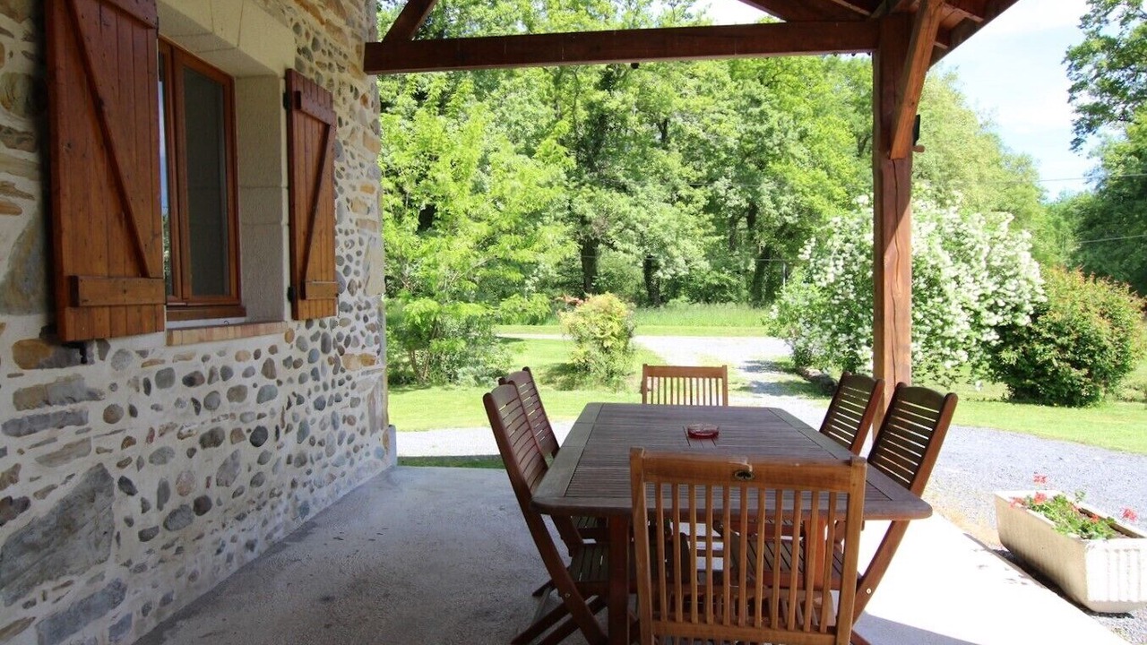 Photo of Outdoor in Ledeuix