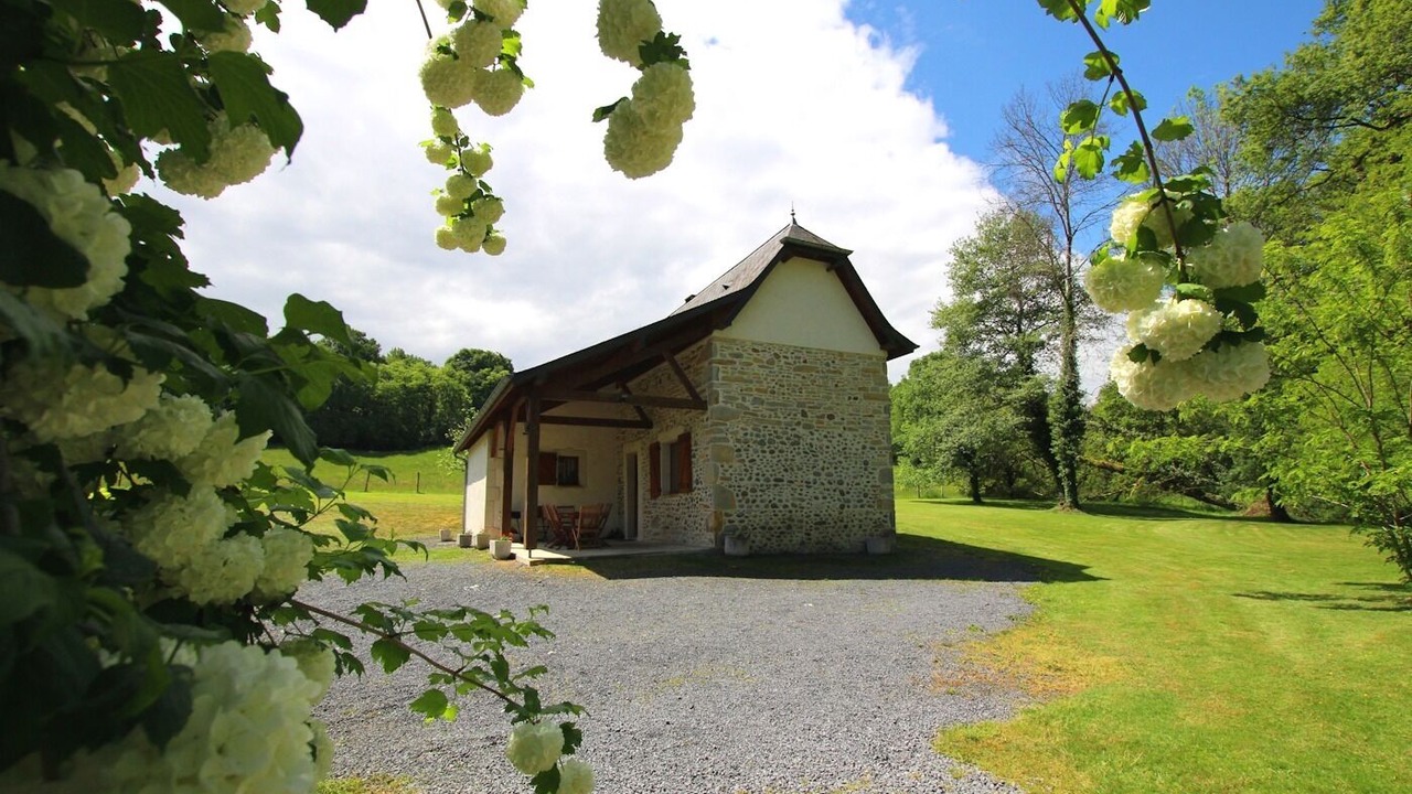 Photo of Outdoor in Ledeuix