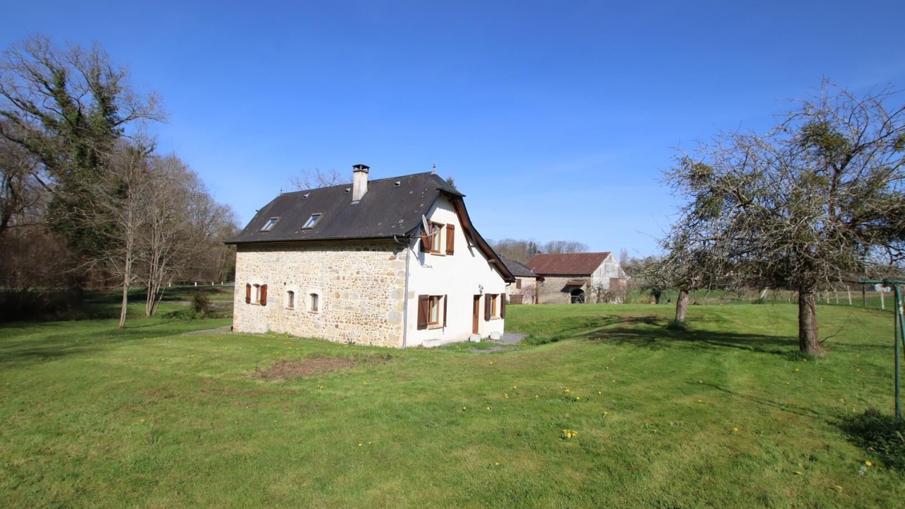 Photo of Outdoor in Ledeuix