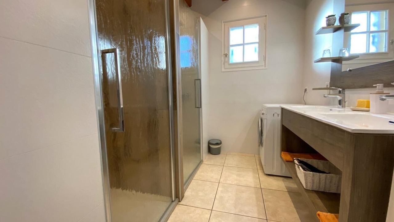 Photo of Bathroom in Saint-Pee-sur-Nivelle