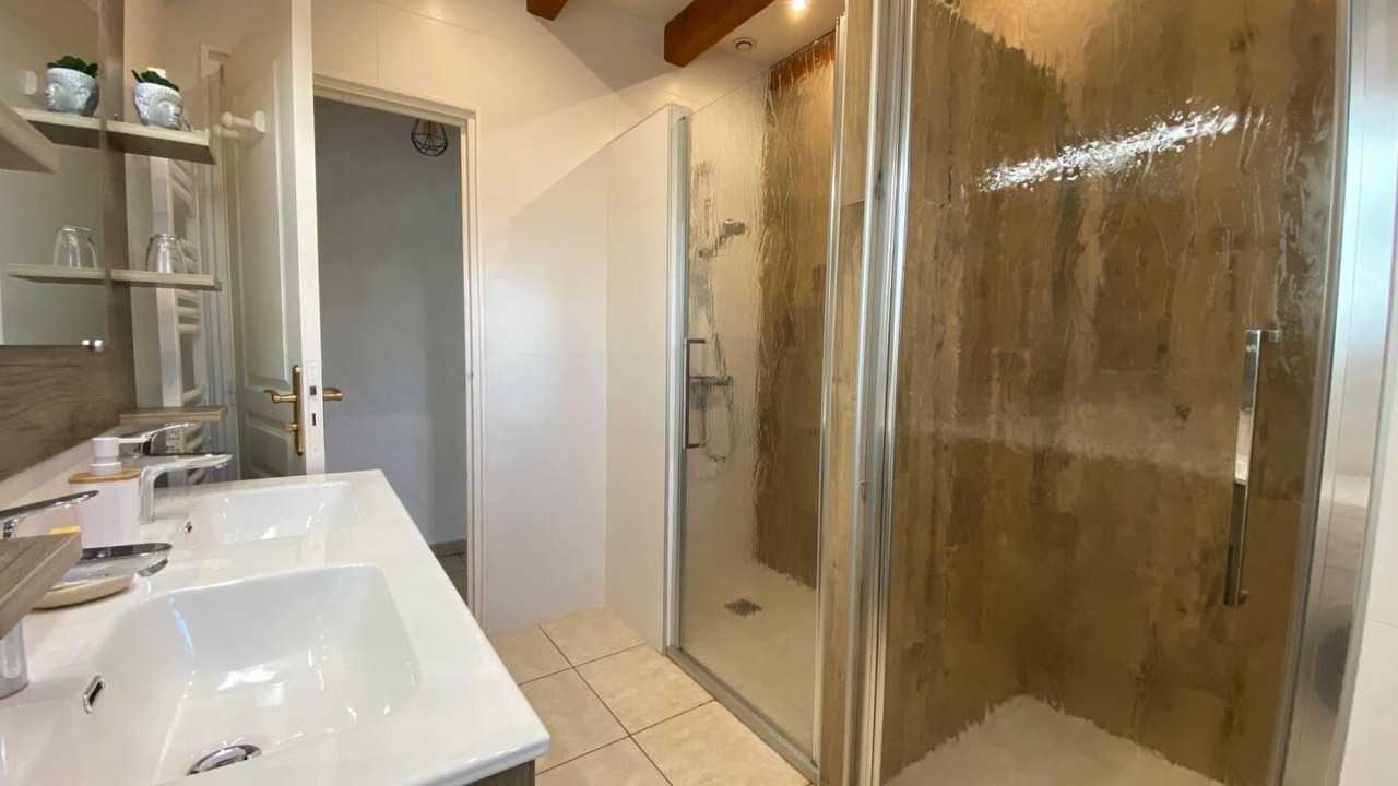Photo of Bathroom in Saint-Pee-sur-Nivelle