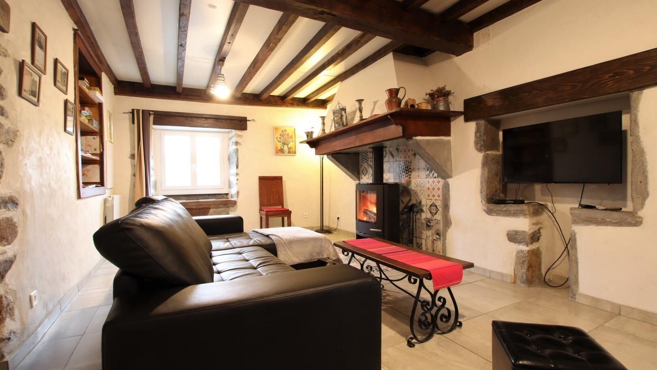 Photo of Livingroom in Ainhice-Mongelos