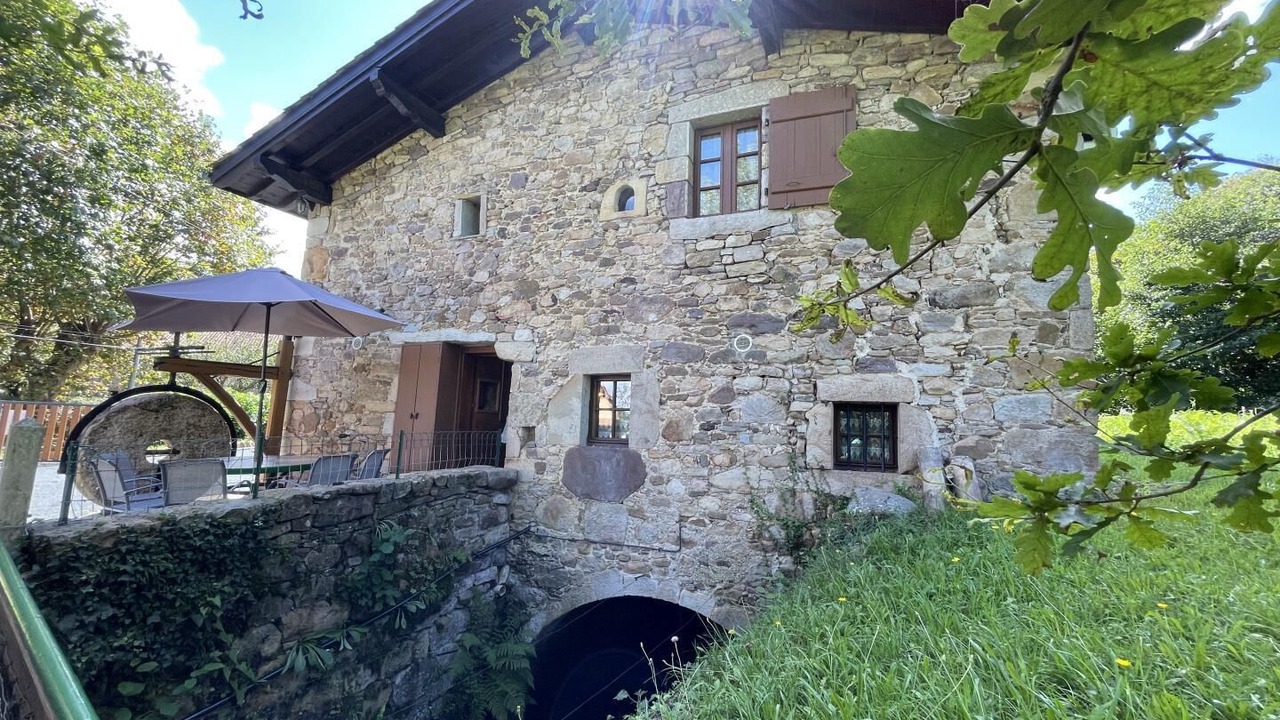 Photo of Outdoor in Sare