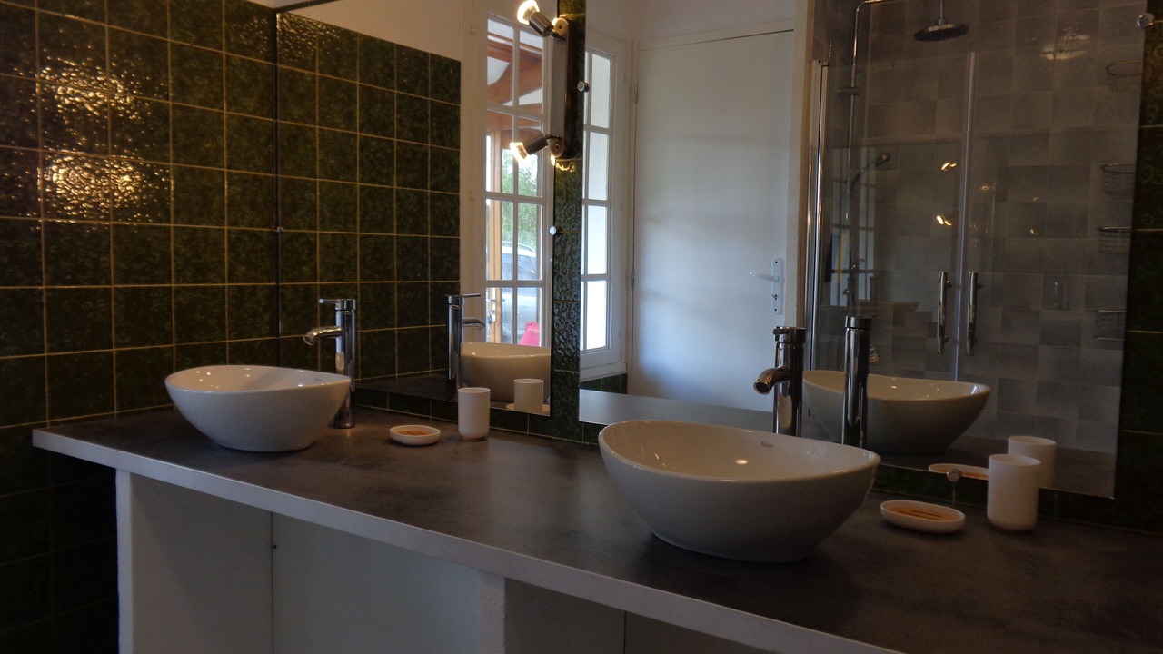 Photo of Bathroom in Thenezay