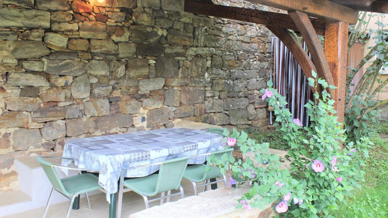 Photo of Outdoor in Saint-Amand-de-Belves