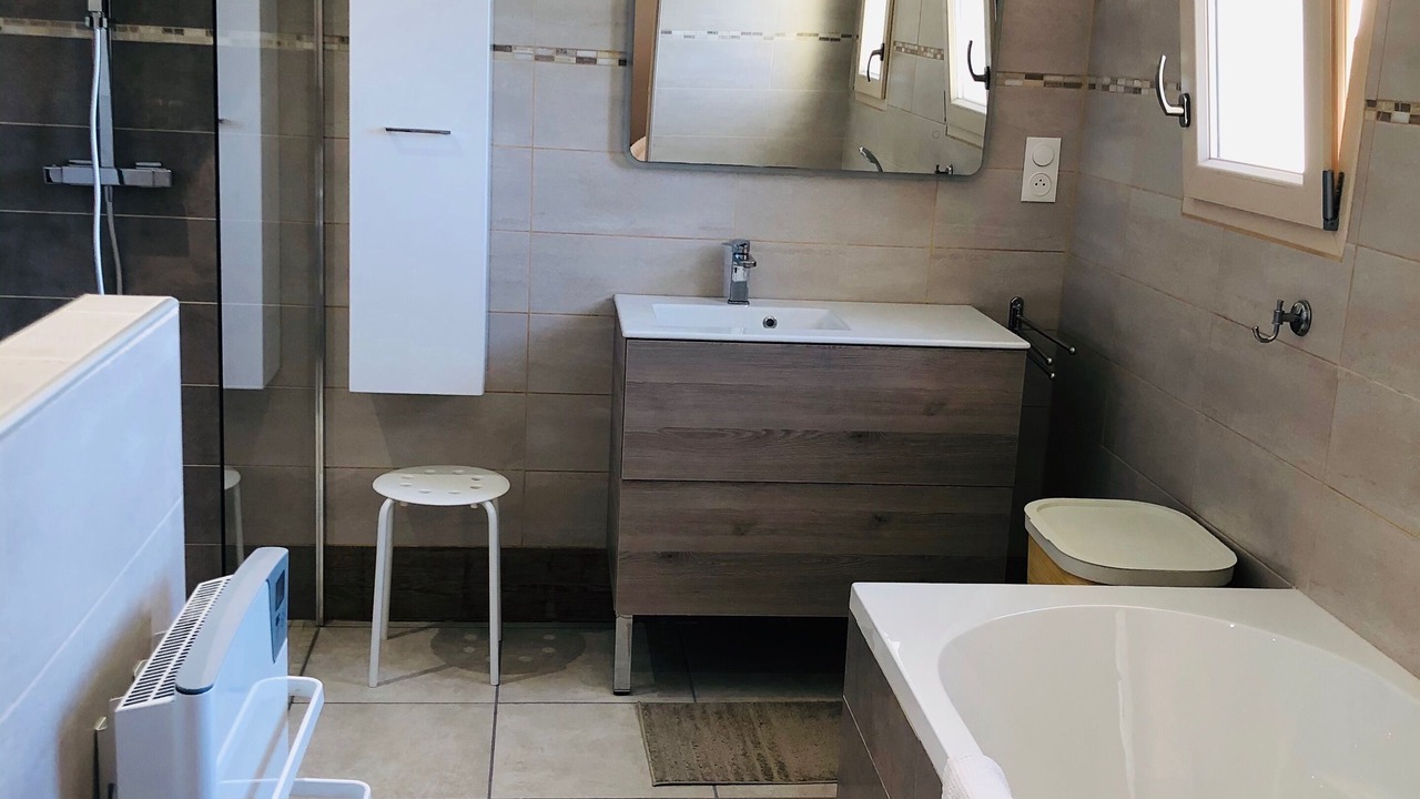Photo of Bathroom in Sarlat-la-Caneda