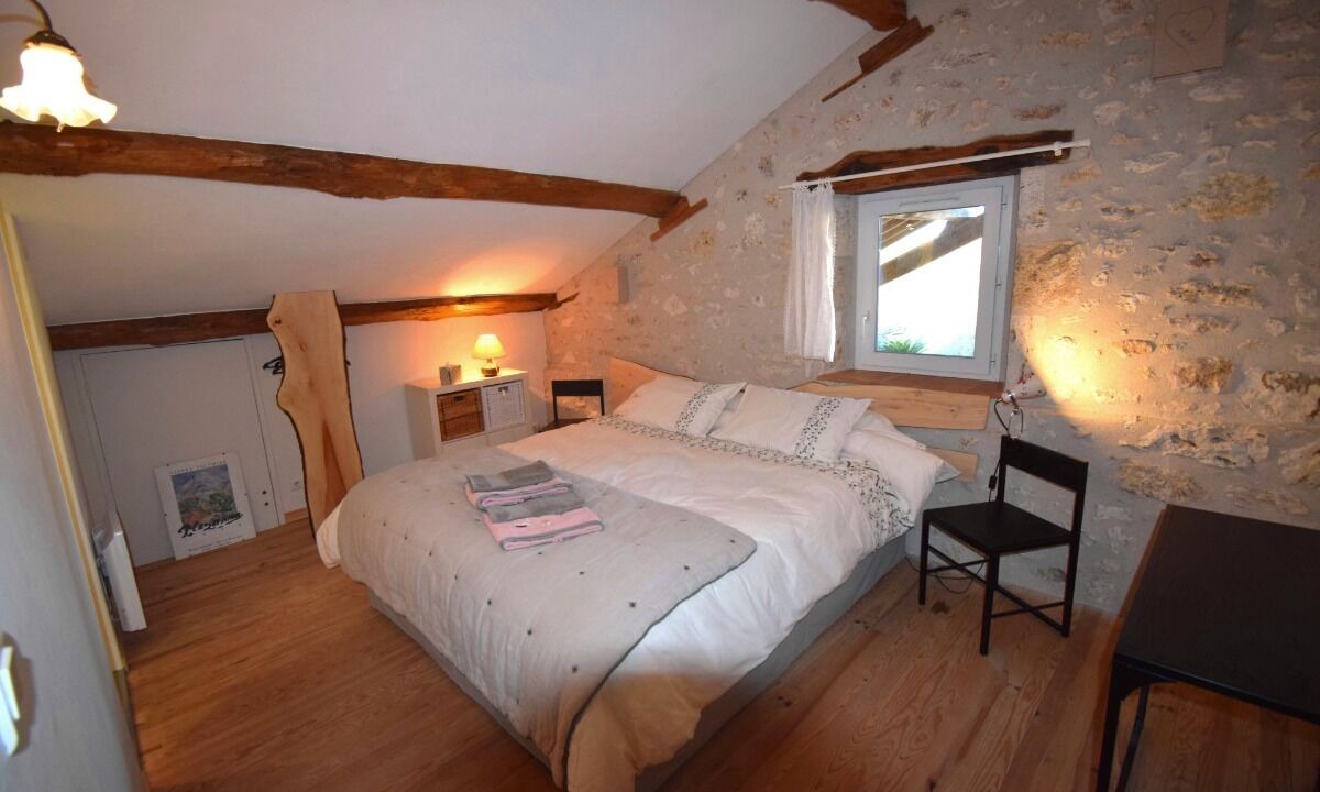 Photo of Bedroom in Sainte-Colombe-de-Villeneuve
