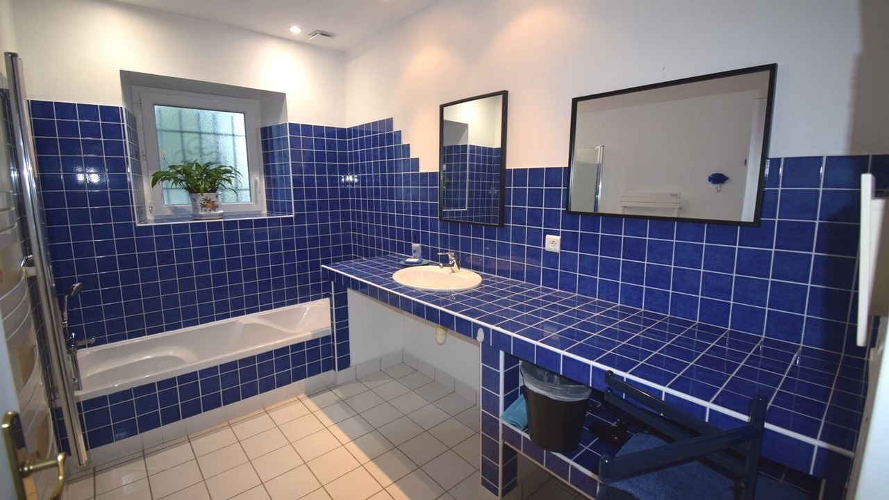 Photo of Bathroom in Sainte-Colombe-de-Villeneuve