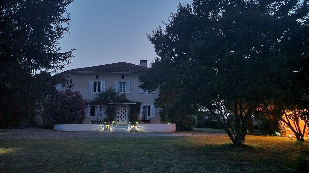 Photo of Outdoor in Bergouey