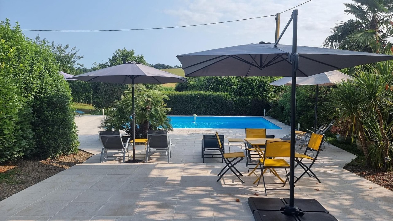 Photo of Outdoor in Bergouey