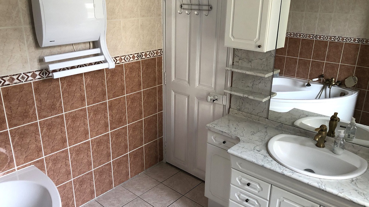 Photo of Bathroom in Avignon City Centre