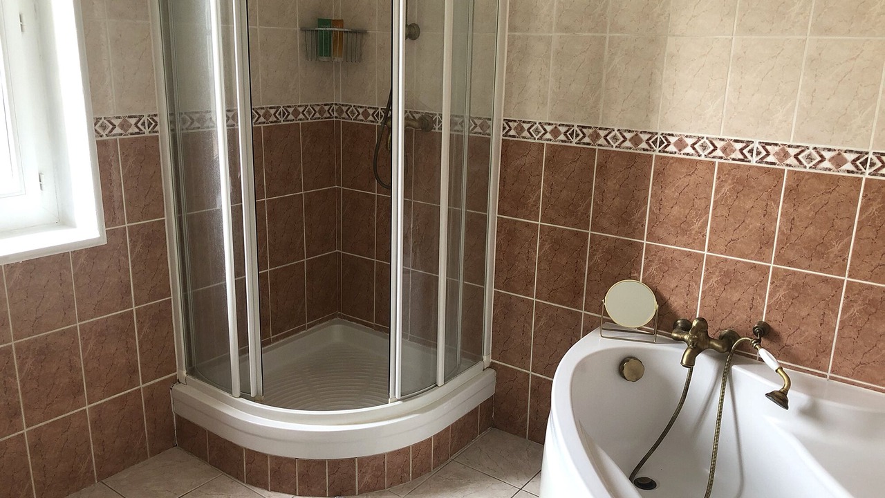 Photo of Bathroom in Avignon City Centre