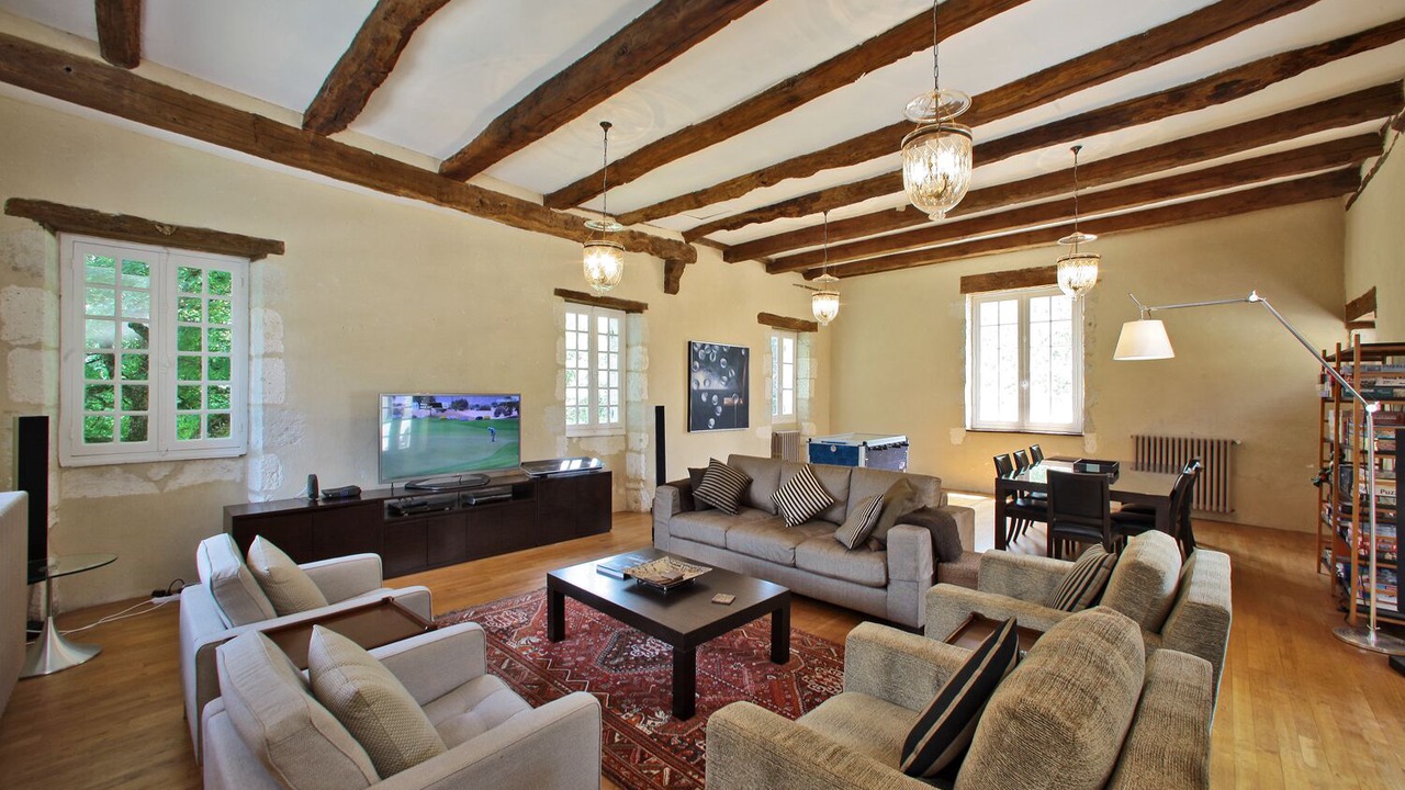 Photo of Livingroom in Saint-Geyrac