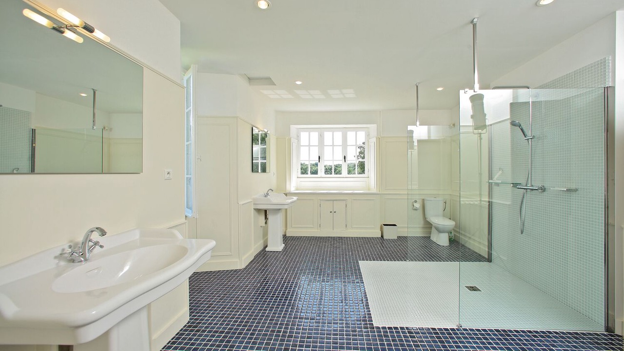 Photo of Bathroom in Saint-Geyrac