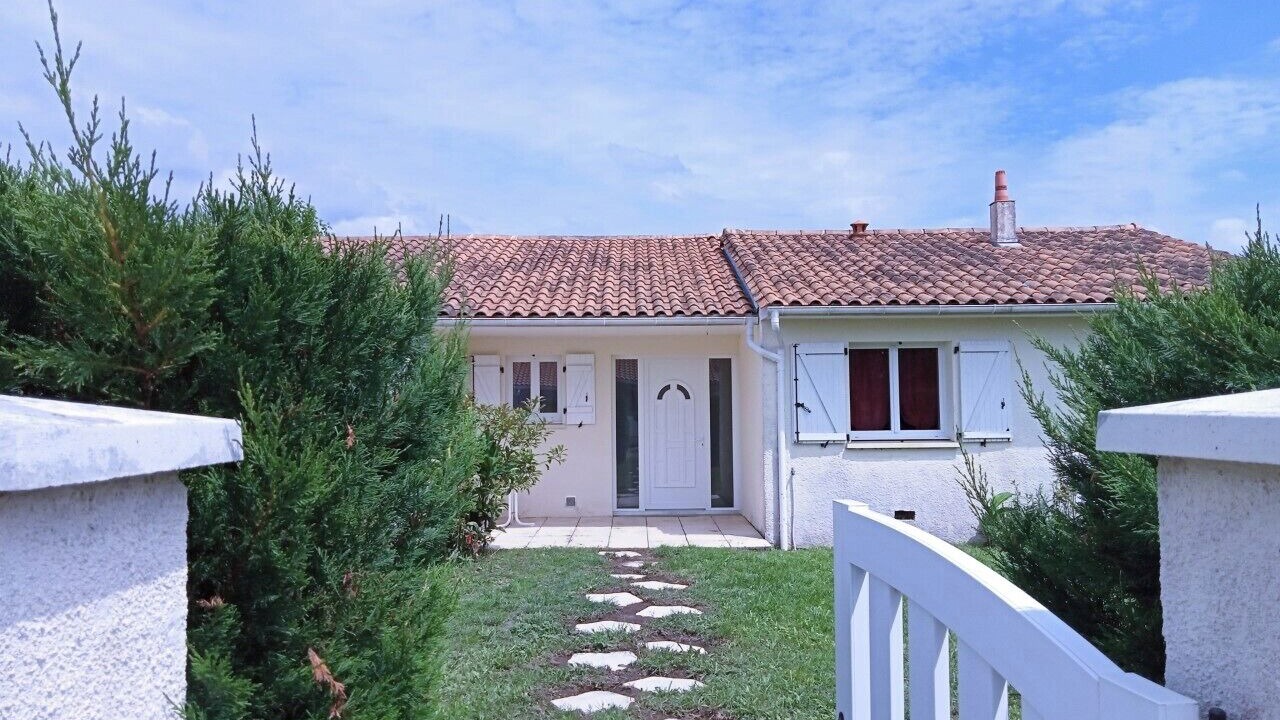 Photo of Outdoor in Saint-Androny
