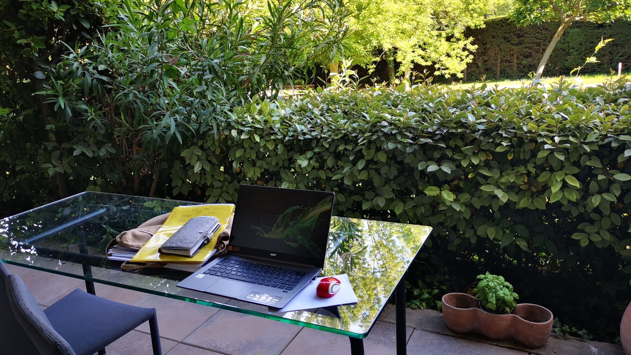 Photo of Outdoor in Est