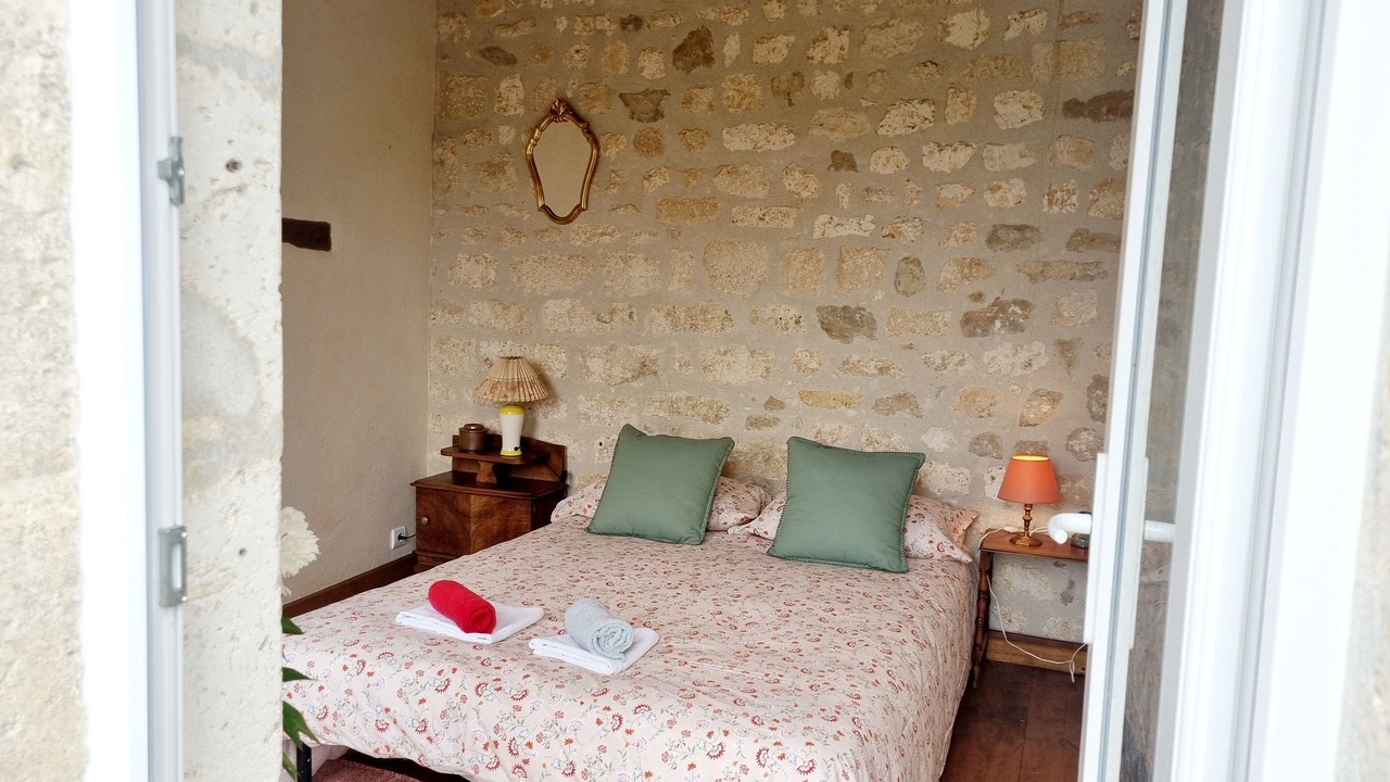 Photo of Bedroom in Touvre