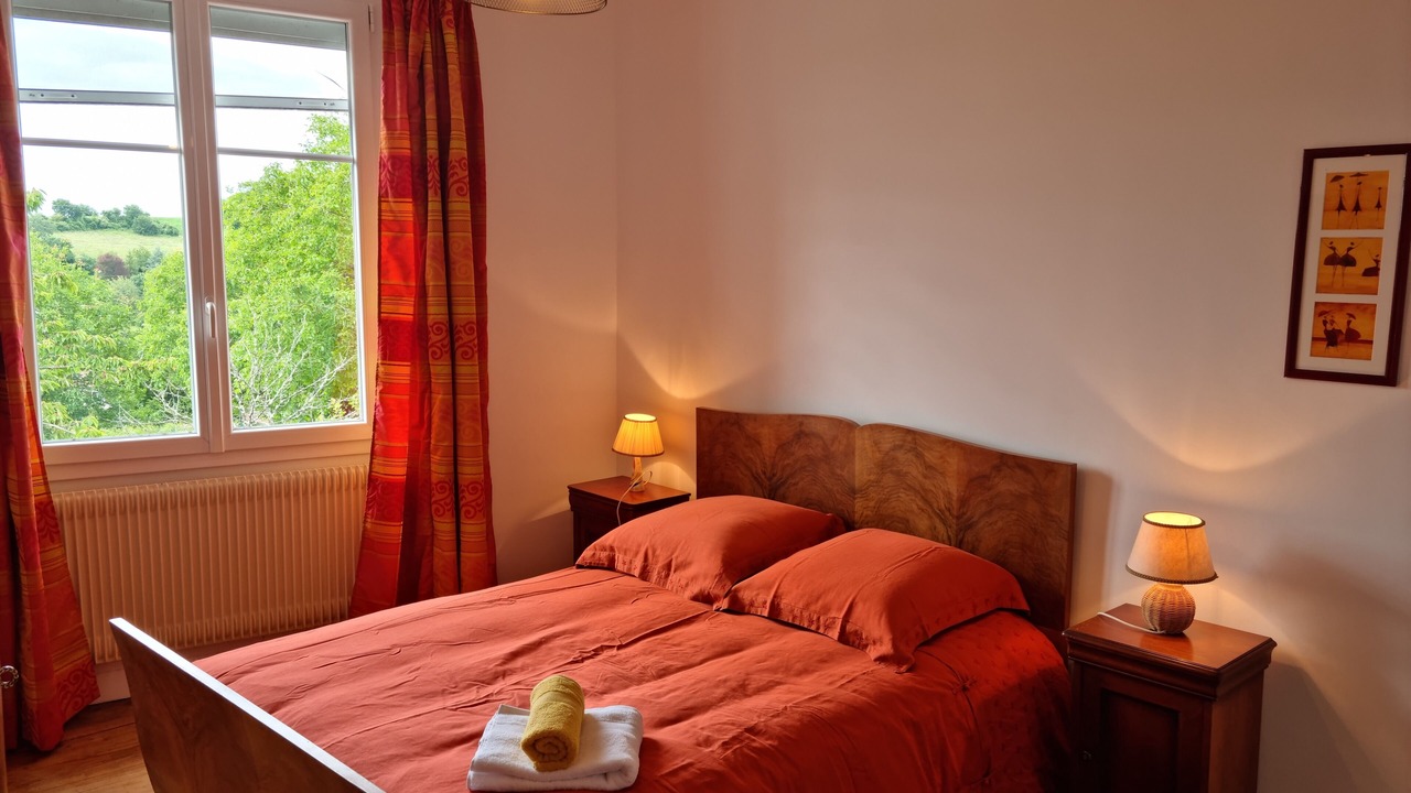 Photo of Bedroom in Touvre