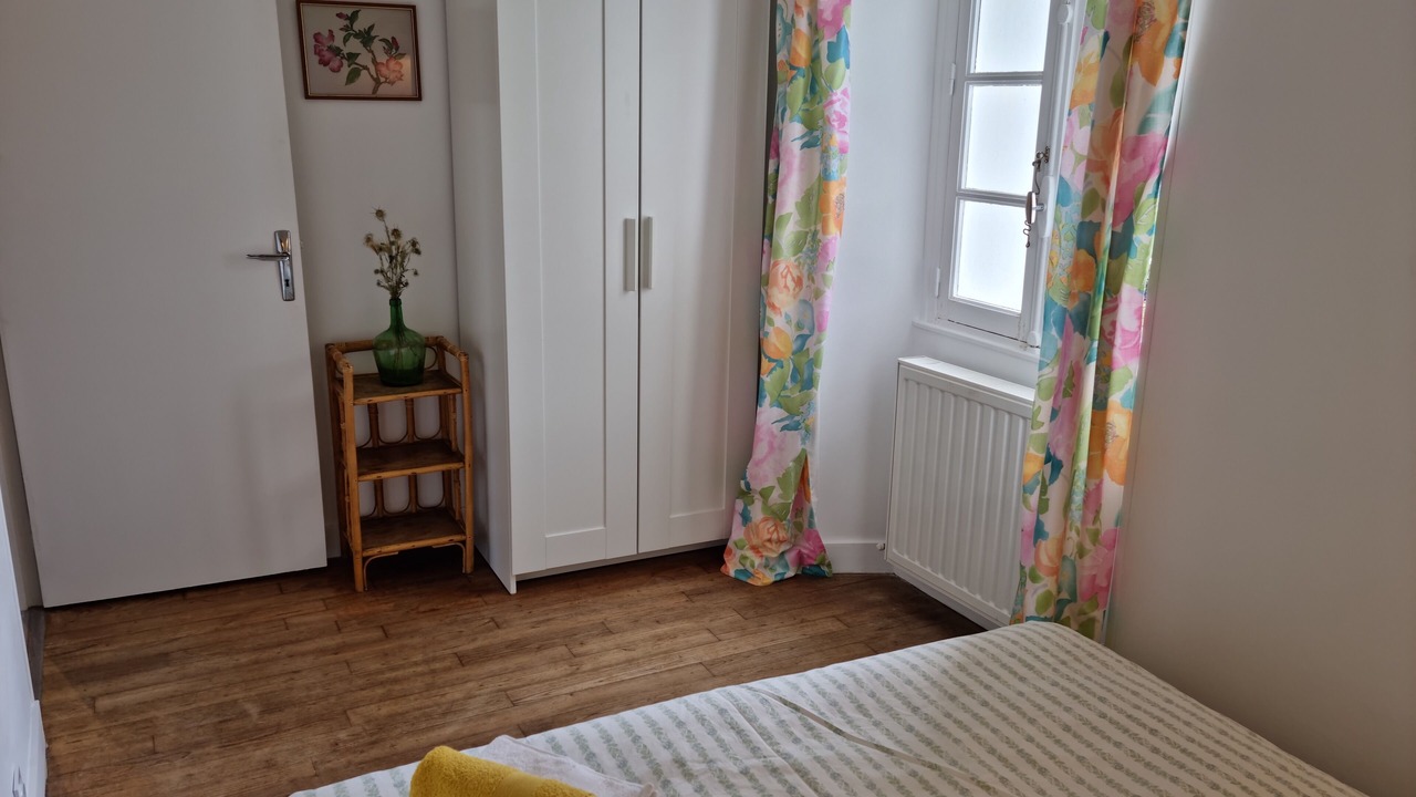 Photo of Bedroom in Touvre