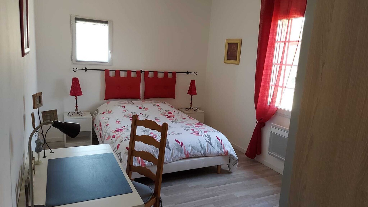 Photo of Bedroom in Saint-Aubin-de-Lanquais