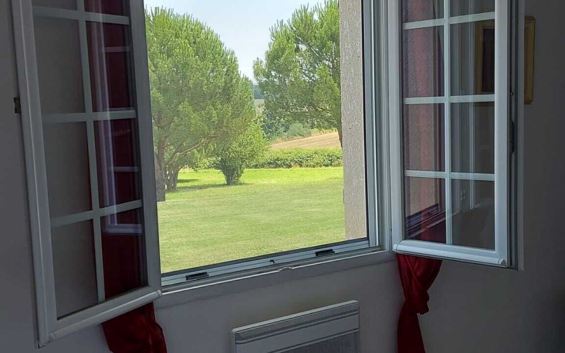 Photo of Bedroom in Saint-Aubin-de-Lanquais