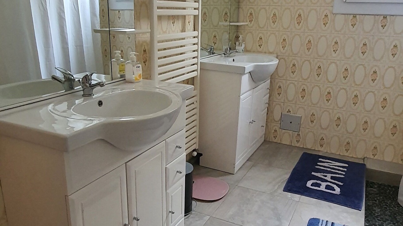 Photo of Bathroom in Coutras