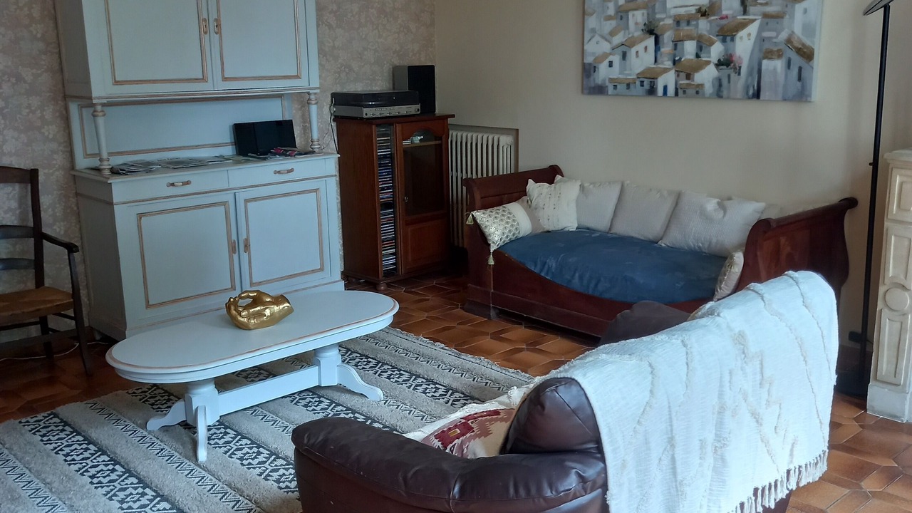 Photo of Livingroom in Saint-Christophe-de-Double