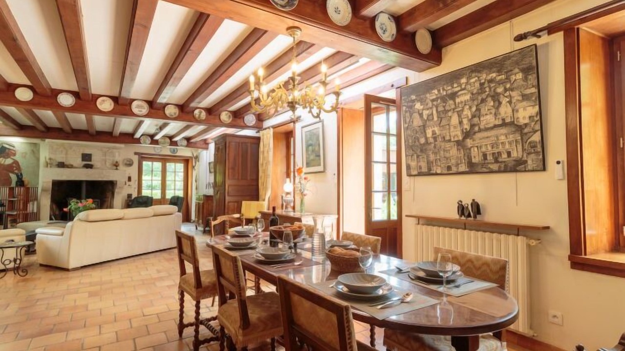 Photo of Livingroom in Mauze-sur-le-Mignon