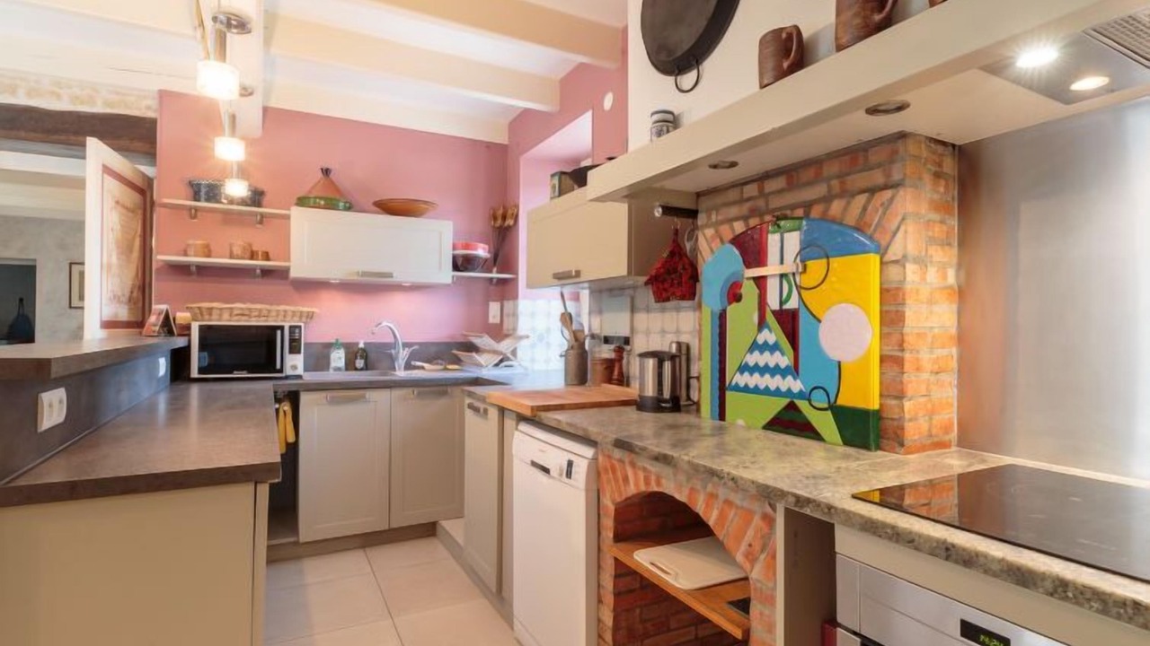 Photo of Bedroom in Mauze-sur-le-Mignon