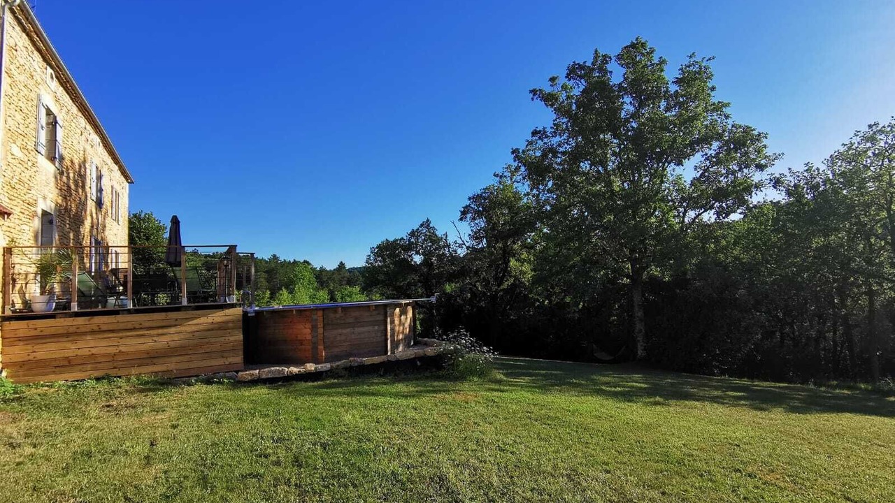 Photo of Outdoor in Paulin