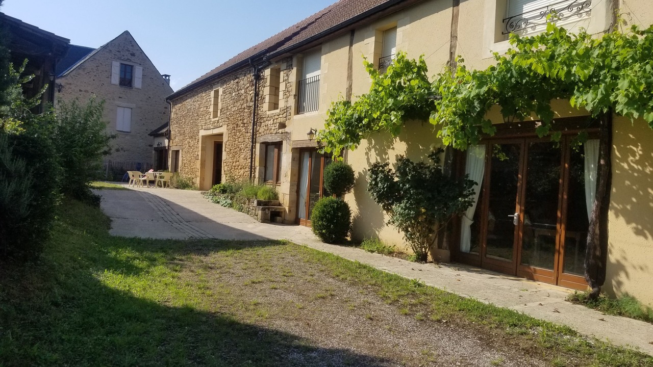 Photo of Outdoor in Saint-Julien-de-Lampon