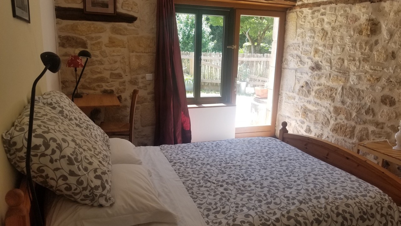 Photo of Bedroom in Saint-Julien-de-Lampon