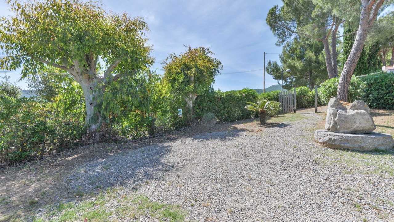 Photo of Outdoor in Lacona