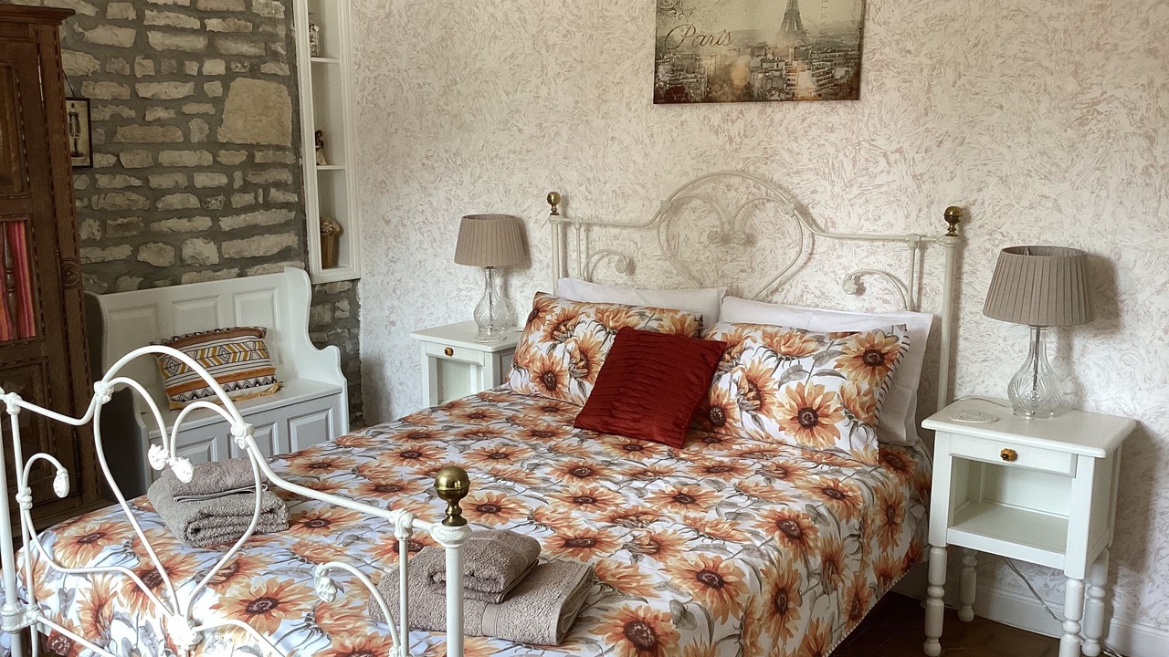 Photo of Bedroom in Saint-Fraigne