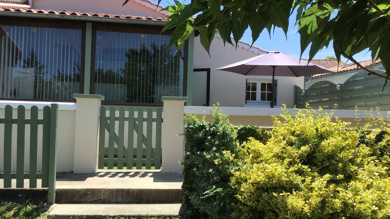 Photo of Outdoor in Saint-Fraigne