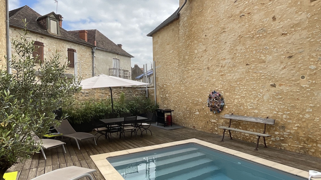 Photo of Outdoor in Saint-Martial-de-Nabirat