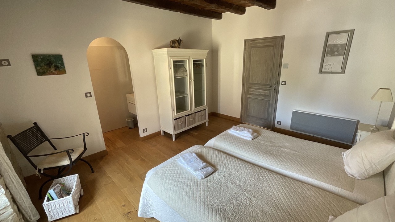 Photo of Bedroom in Saint-Martial-de-Nabirat
